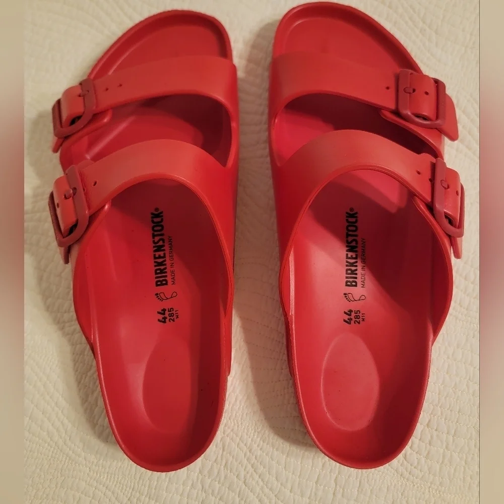 NWOT Birkenstock Men's Arizona EVA Sandal